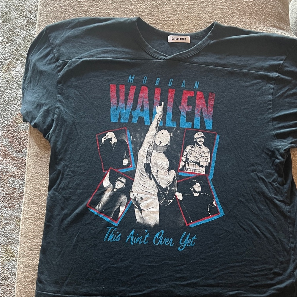 Daydreamer Black Short Sleeve Tee Graphic Design